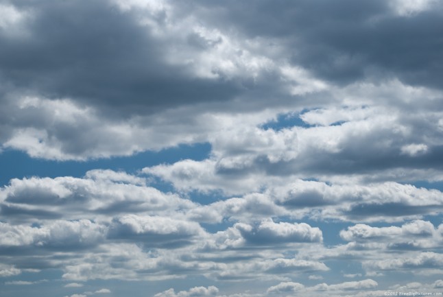 Cumulus humilis clouds have small and medium sizes. Generally are considered as announcing the beautiful weather.