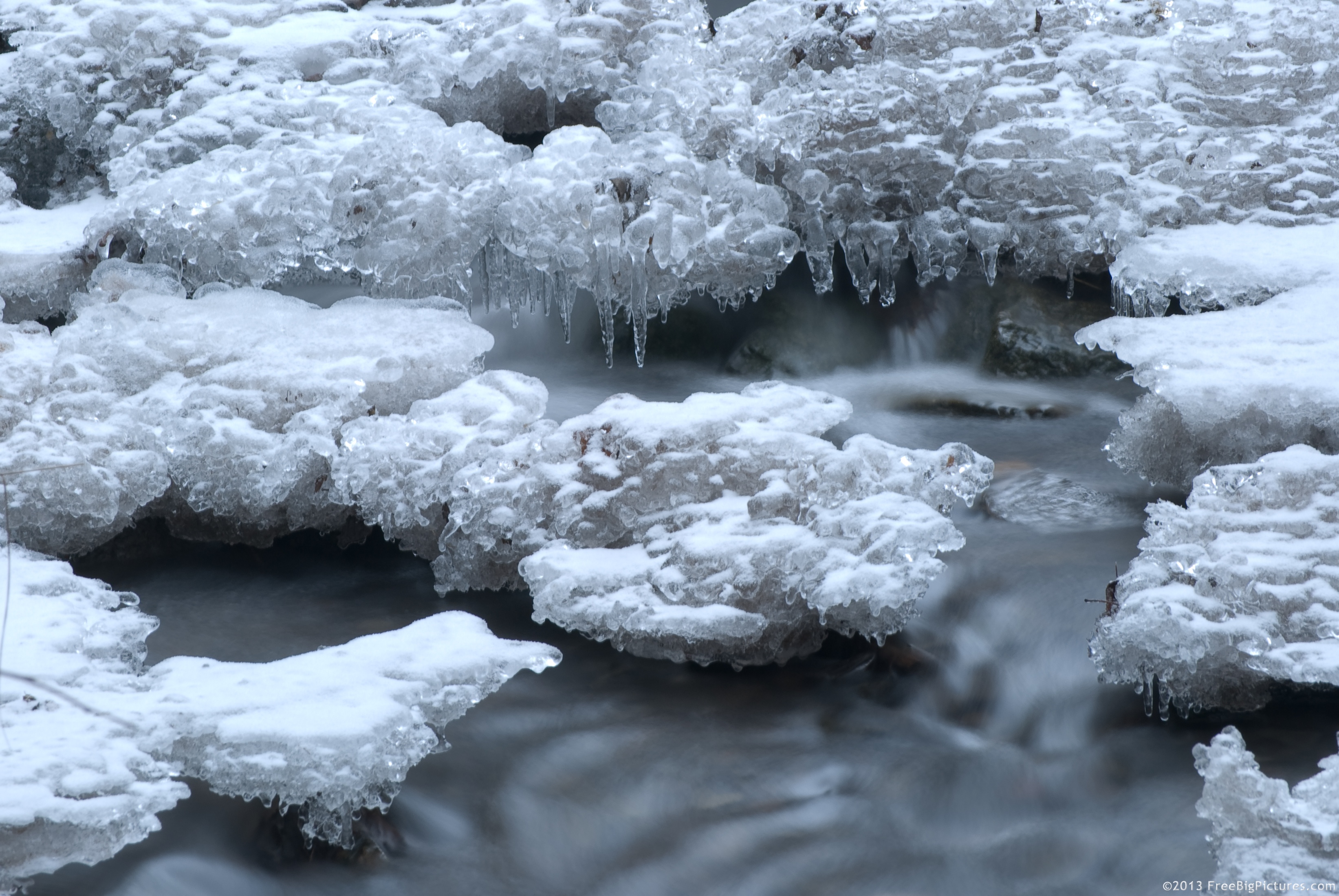 Ice and Water – FREEBigPictures.com